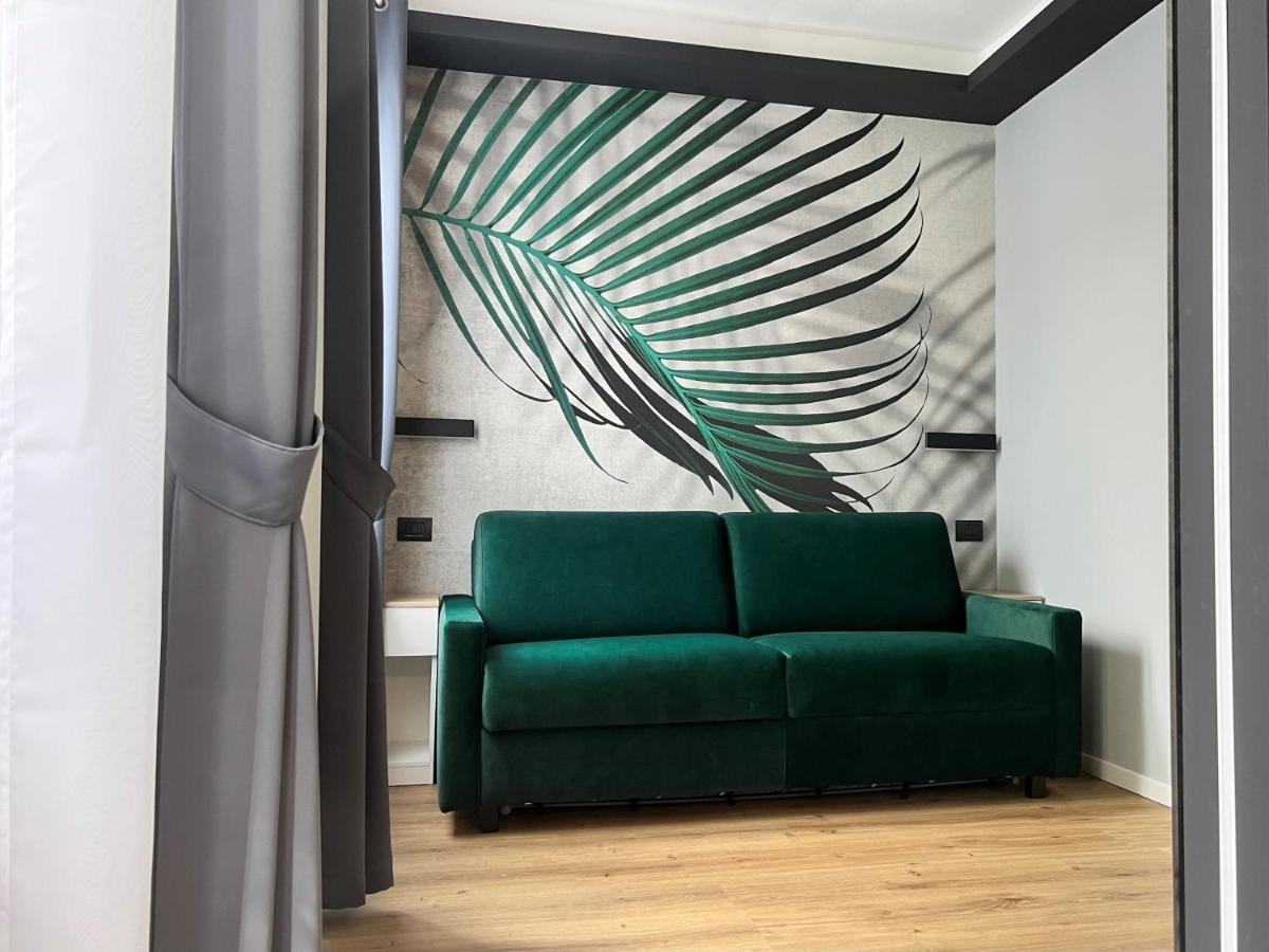 Prestige Duomo Apartment - Lake Комо Екстер'єр фото